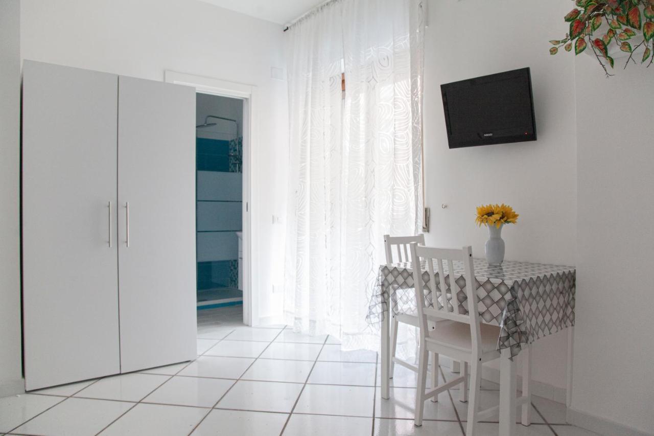 Poly'S House Panzió Torre Annunziata Kültér fotó